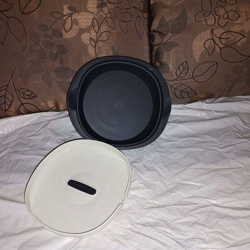 Tupperware container 1 liter new