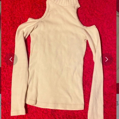 Turtleneck sweater women with open shoulders like new, cream white
