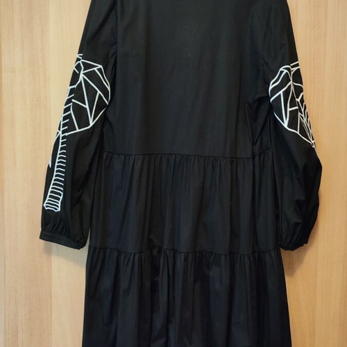 Zoya dress with embroidered elephant head sleeves, new