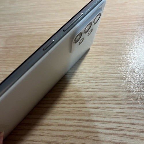 Samsung A52 smartphone like new, white, Android