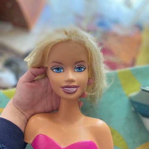 Barbie styling head used, vintage Mattel doll