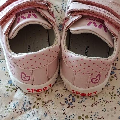 Weestep toddler sports shoes size 21, like new, soft pink