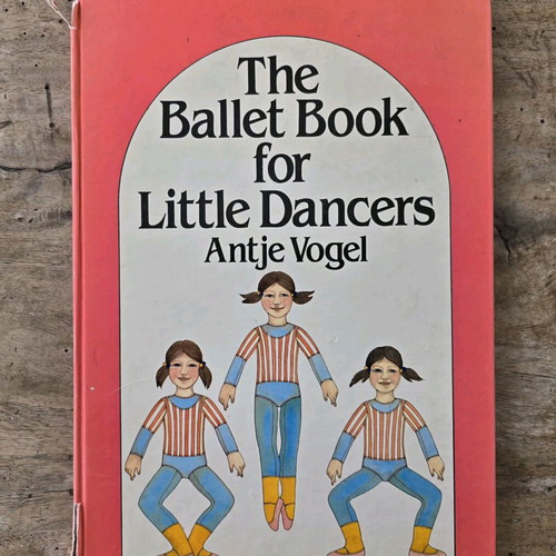 Unique illustrated book used for little dancers