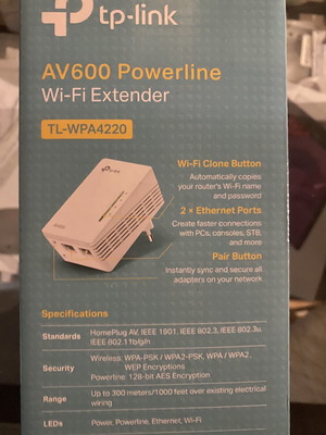 TP-Link TL-WPA4220 AV600 Powerline Wi-Fi Extender