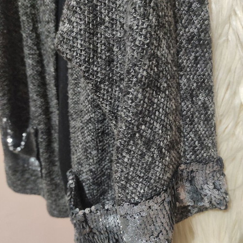 Italian wool cardigan Aerfan like new with sequins gray
