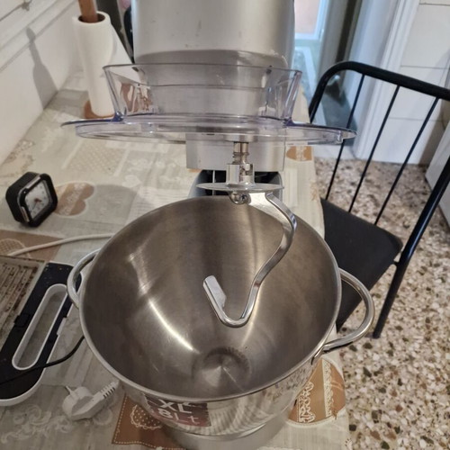 Stand mixer Izzy IZ-1503 1500W like new
