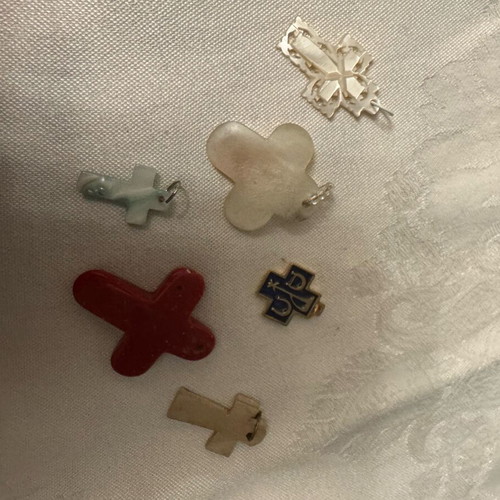 Small cross collection like new