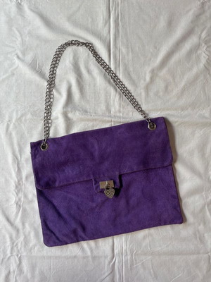 Suede shoulder bag purple like new with metallic heart detail