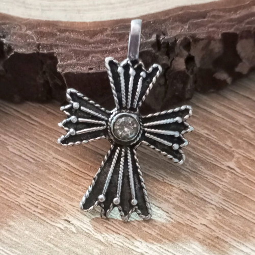 Silver cross 925 with zircon like new