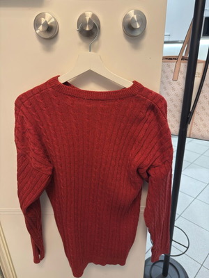 Artisti Italiani sweater in burgundy like new