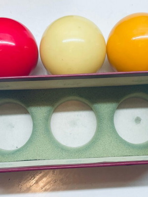 Super Aramith Tournament billiard balls new