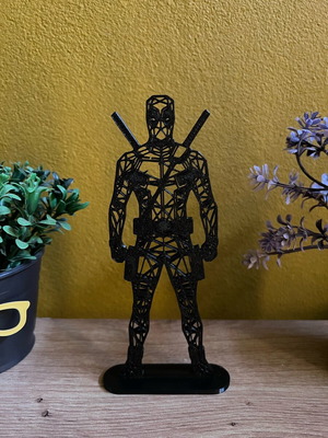 Deadpool geometric low poly figure 17.6 cm new