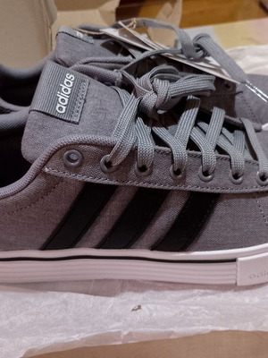 Adidas παπούτσια Νο 40 σαν καινούργιο, γκρι