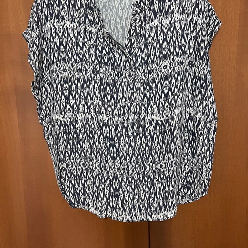 See u Soon women's short-sleeve blouse new, S-M, 100% viscose