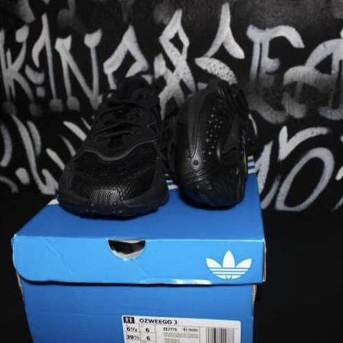 Adidas Ozweego Μαύρο Νούμερο 39 1/3 Καινούργιο Αθλητικά Παπούτσια