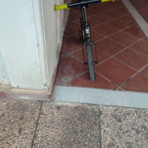Balance bike like new, barely used