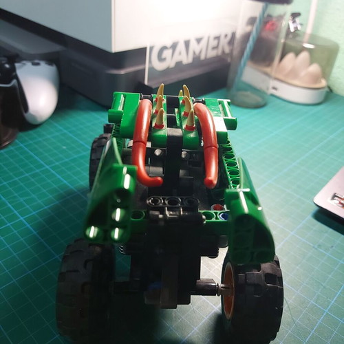 Lego Monster Truck like new without box