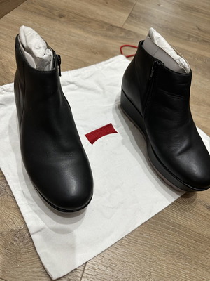Camper platform ankle boots, like new, black, size 38