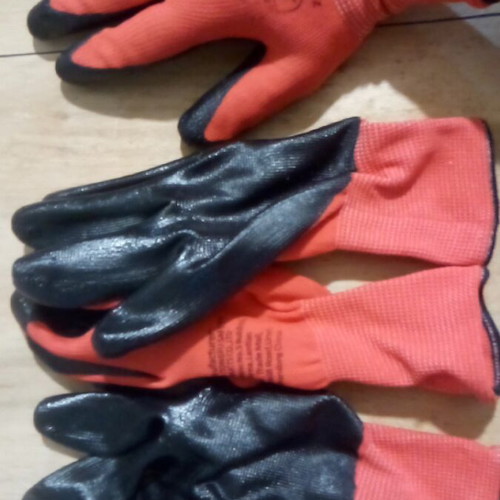 Work gloves new, pack of 4, high durability