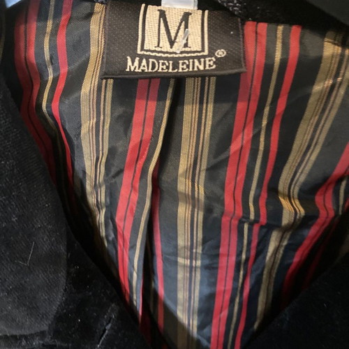 Madeleine velvet blazer new, black, size L
