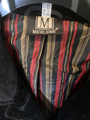 Madeleine velvet blazer new, black, size L