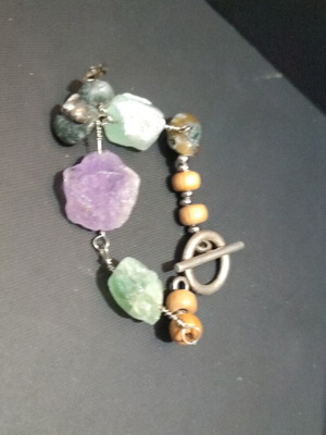 Handmade bracelet with stones new, gray and beige