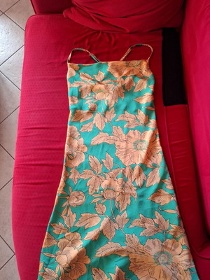 Satin dress like new, size S, green and orange