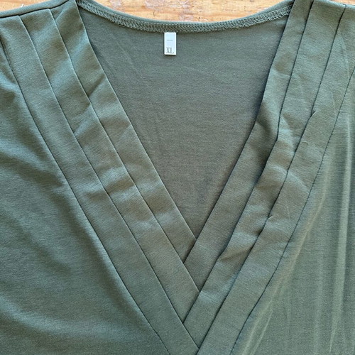 Women's Khaki Tunic Blouse with V Neck XL New