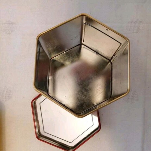 Gottfried Wicklein GmbH & Co Nurnberger Lebkuchen metal tin
