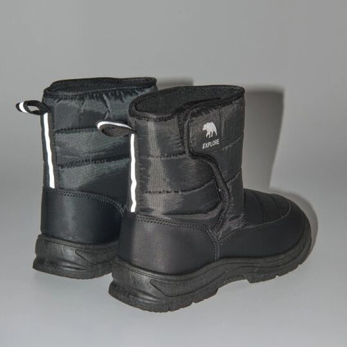 Winter boots new, size 26, black