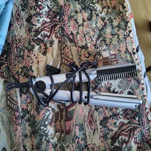 Vicko Hair Straightener like new