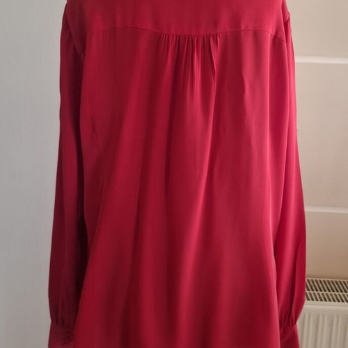 Xandres silk blouse like new, red, size XL