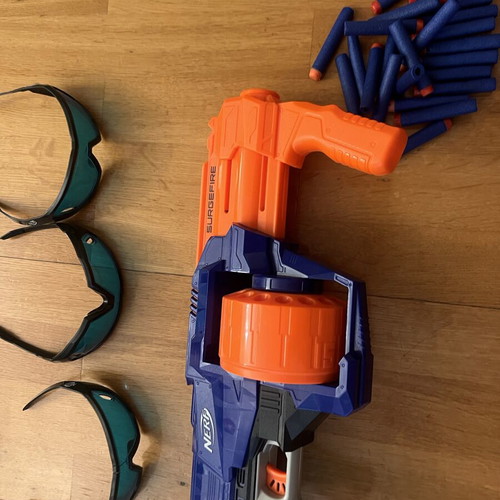 Nerf Elite SurgeFire like new with protective glasses