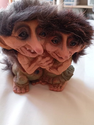 Vintage handmade trolls holding hands 13cm