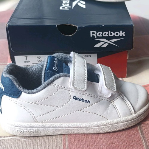 Reebok Boys' Athletic Shoes No 23.5 Like New