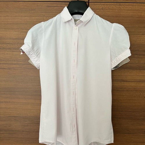 Burberry women's shirt soft pink like new, slim fit