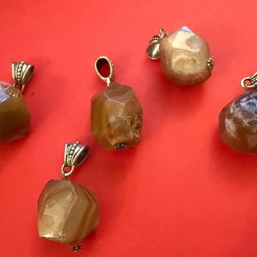 Stone pendants like new, handmade