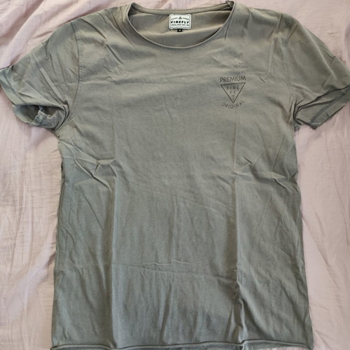 T-shirts pack of 7 different brands medium size like new