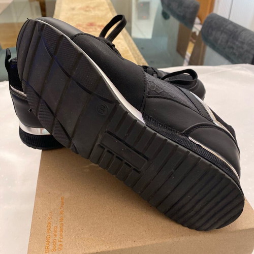 Women's black athletic shoes with silver details new
