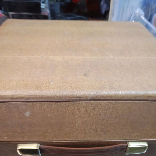 Dual record player used without needle Greek made suitcase model