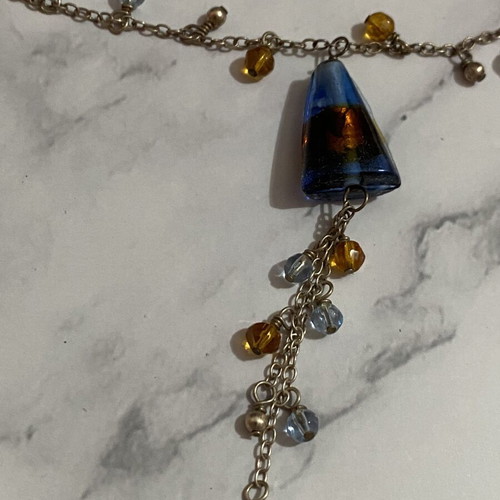 Pendant necklace like new, blue and silver