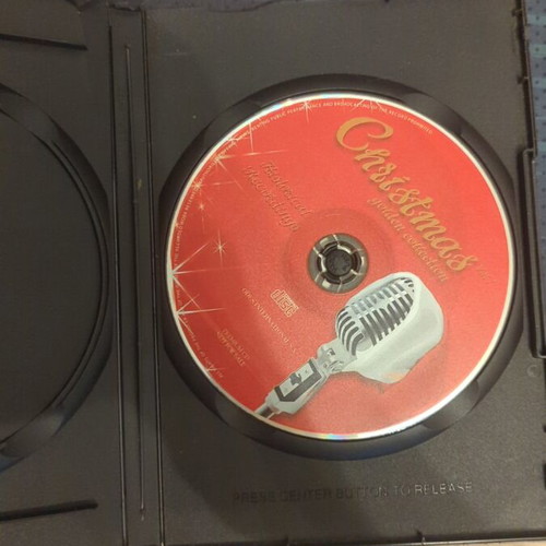 Christmas golden collection CD used, broken case