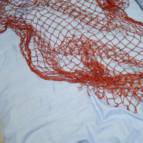 Net for decoration, 1.85 by 1 meter