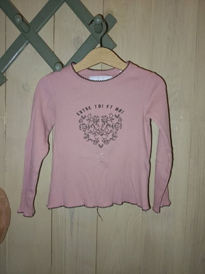 Zara No116 pink t-shirt like new, age 6