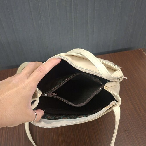 J.K. Leather Shoulder Bag new, beige, 24x22 cm