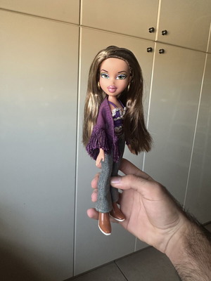 Reproduction Bratz Fianna doll
