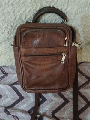 Small leather handbag, brown