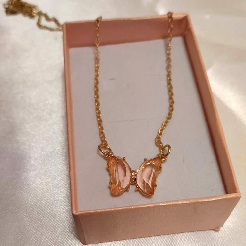 Romantic pink butterfly necklace new in gift box
