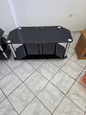 Glass TV table, black, 1.05 x 45 m