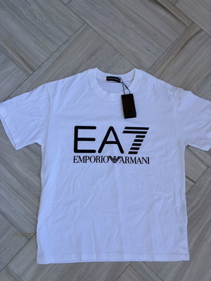 Emporio Armani EA7 T-shirt brand new, size M